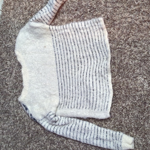 Guess super soft sweater - Picture 4 of 4